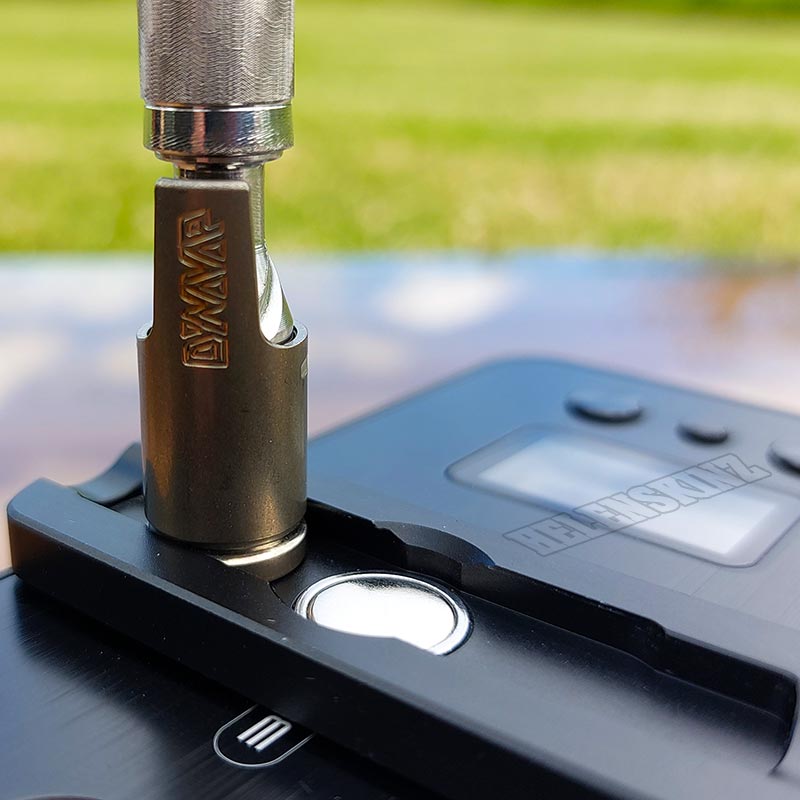 DynaVap M7 Pen on Yllvape Heater with Decapper & Armored Cap