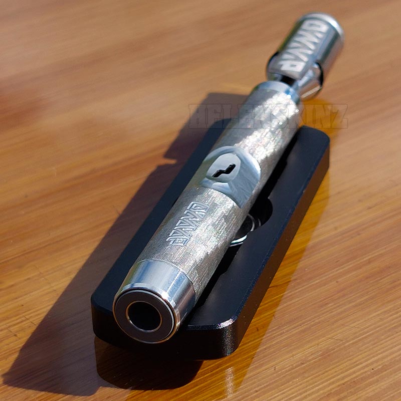 Yllvape Decapper Tool used as Cradle for DynaVap Pen NZ
